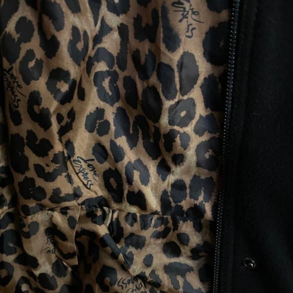 Express Black Jacket - Picture 4 of 6